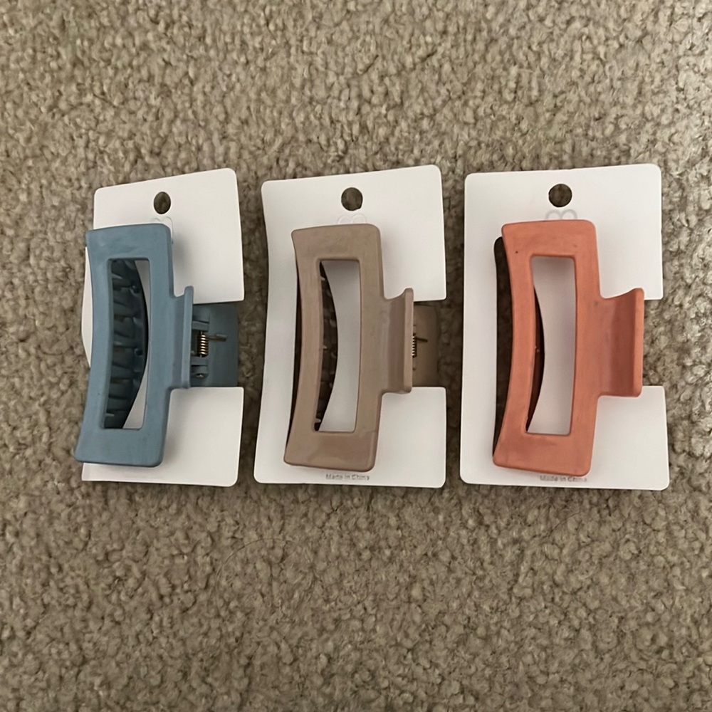 Hair claw pins 3 pieces set new